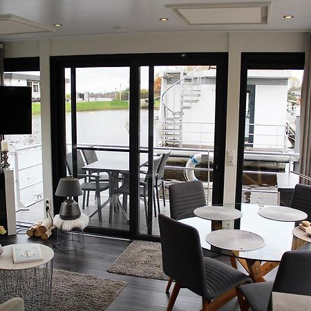 Hausboot In Bad Bederkesa Hotel Kültér fotó